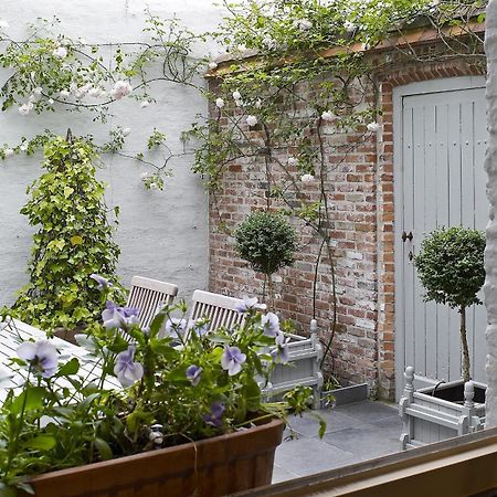 B&B Maison Le Dragon Brugge Buitenkant foto