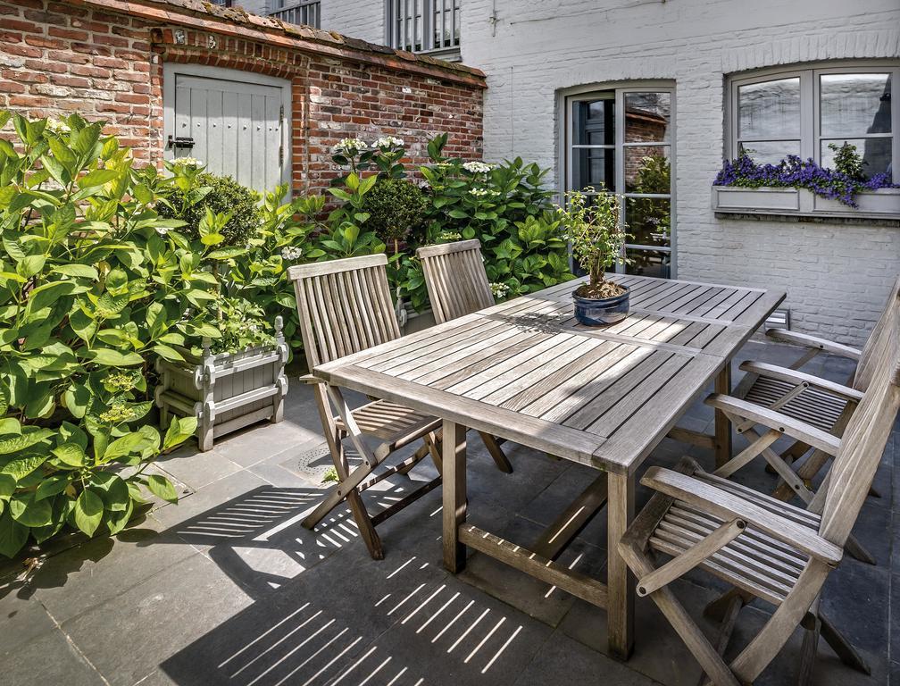 B&B Maison Le Dragon Brugge Buitenkant foto
