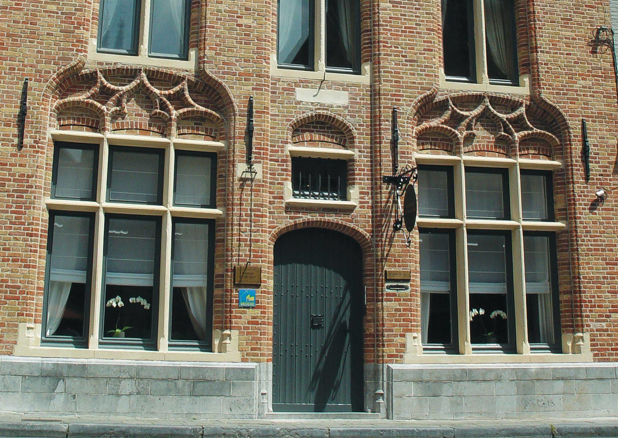 B&B Maison Le Dragon Brugge Buitenkant foto